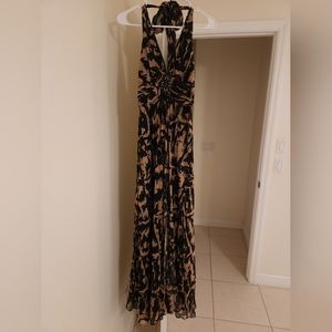 Donna Ricco Flowy Formal Gown